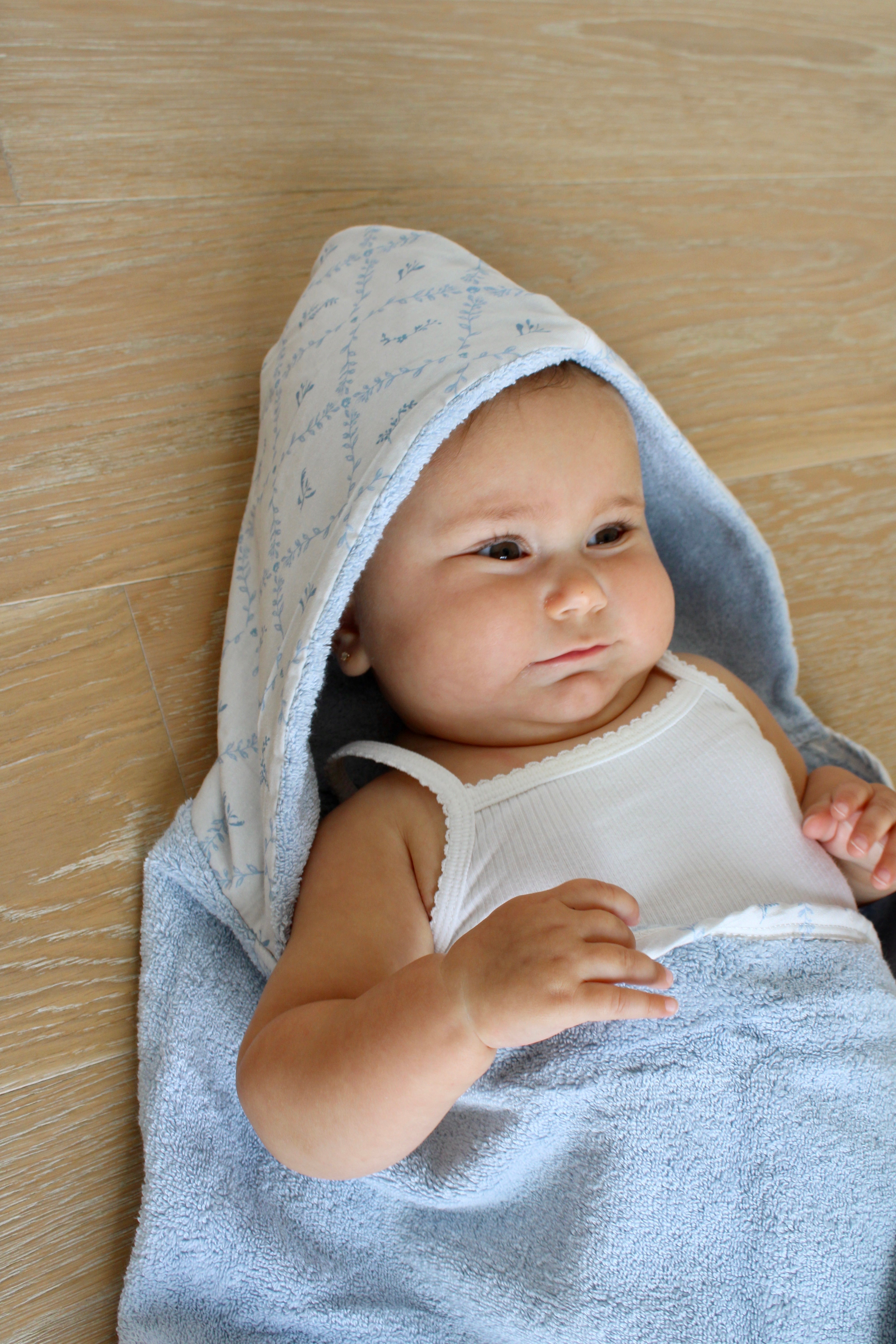 Blue Lattice Hooded Bath Towel