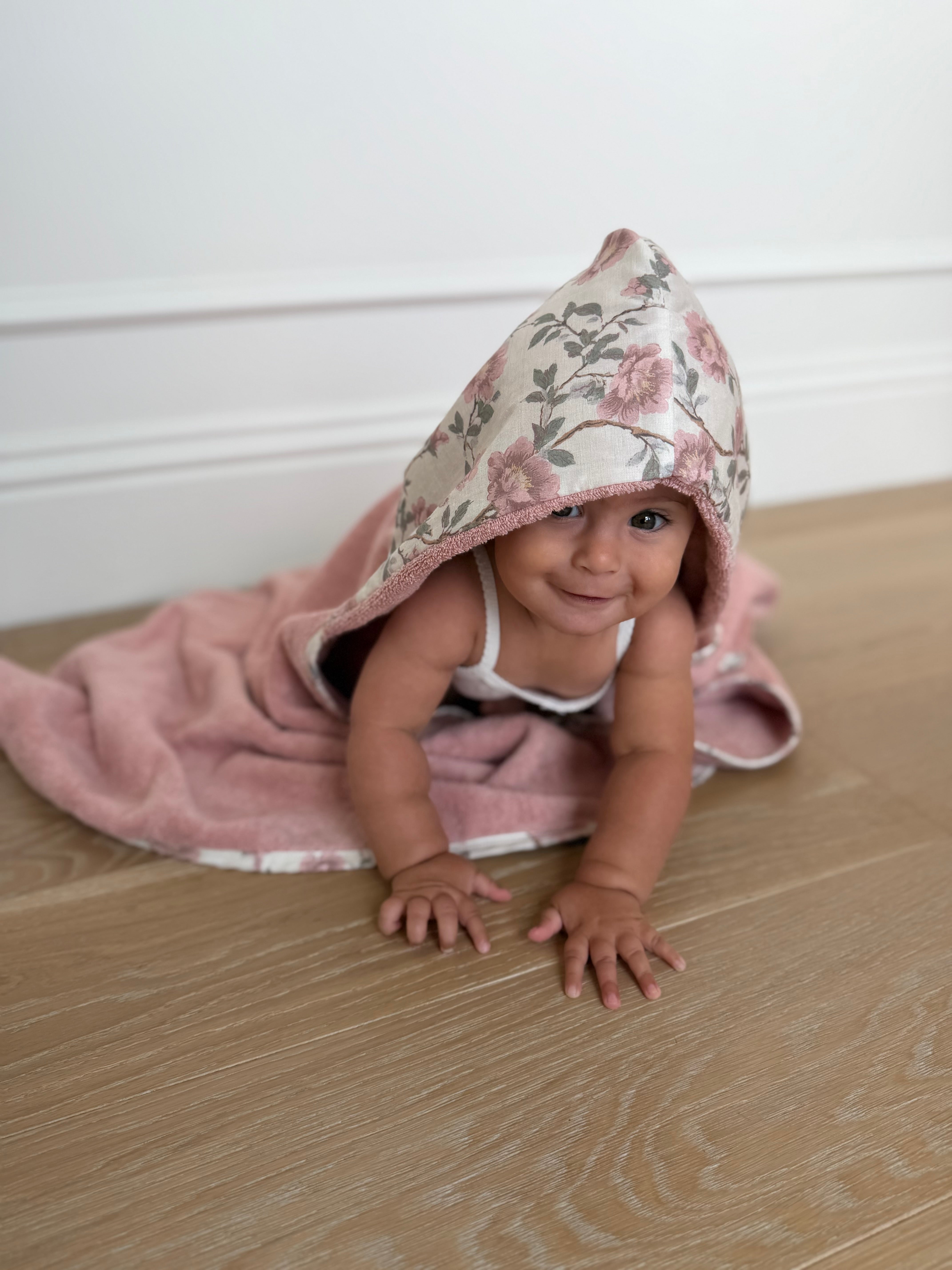 Blush Meadow Hooded Bath Towel