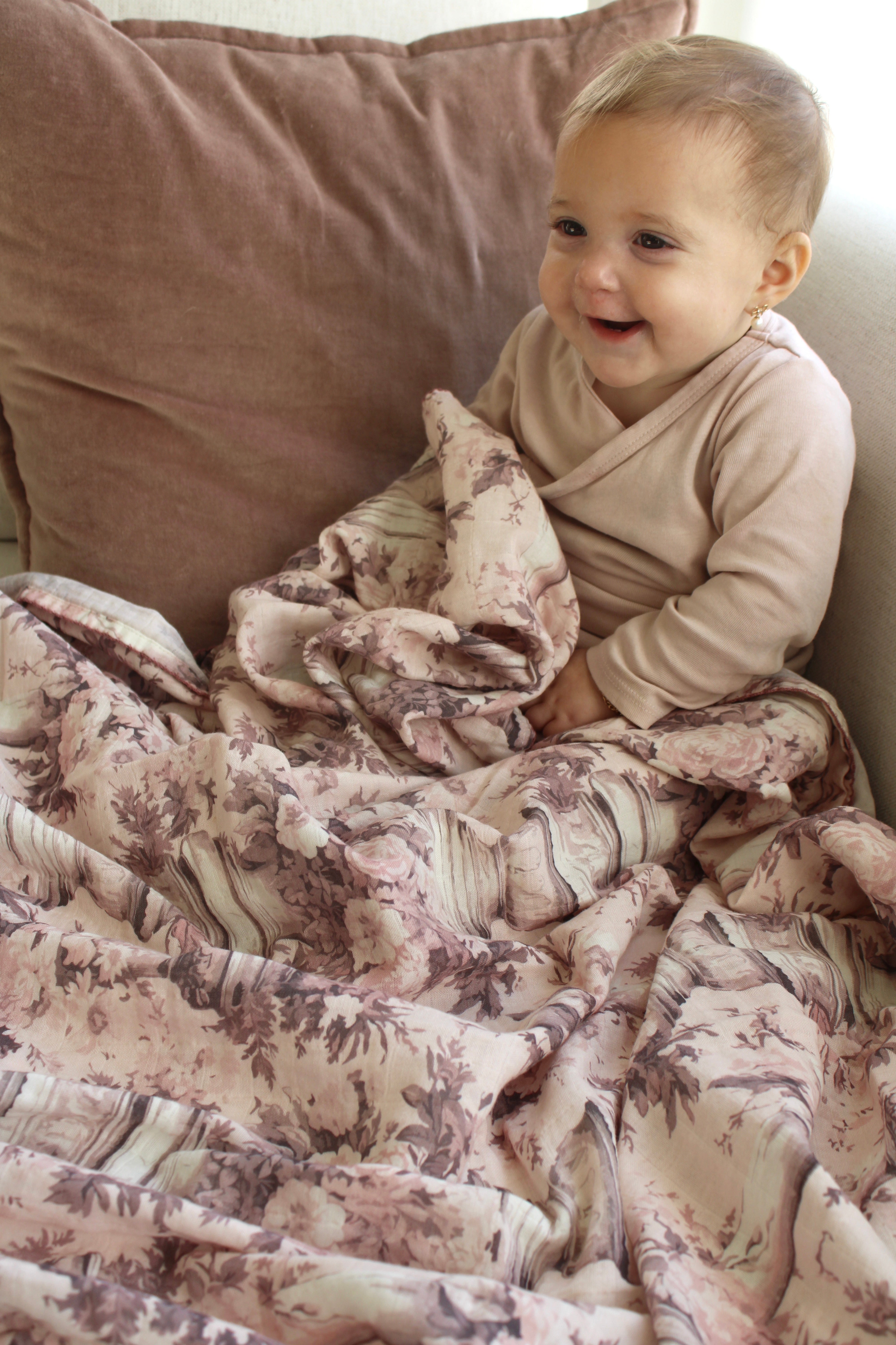 Vintage Pink Floral Pillars Muslin Blanket