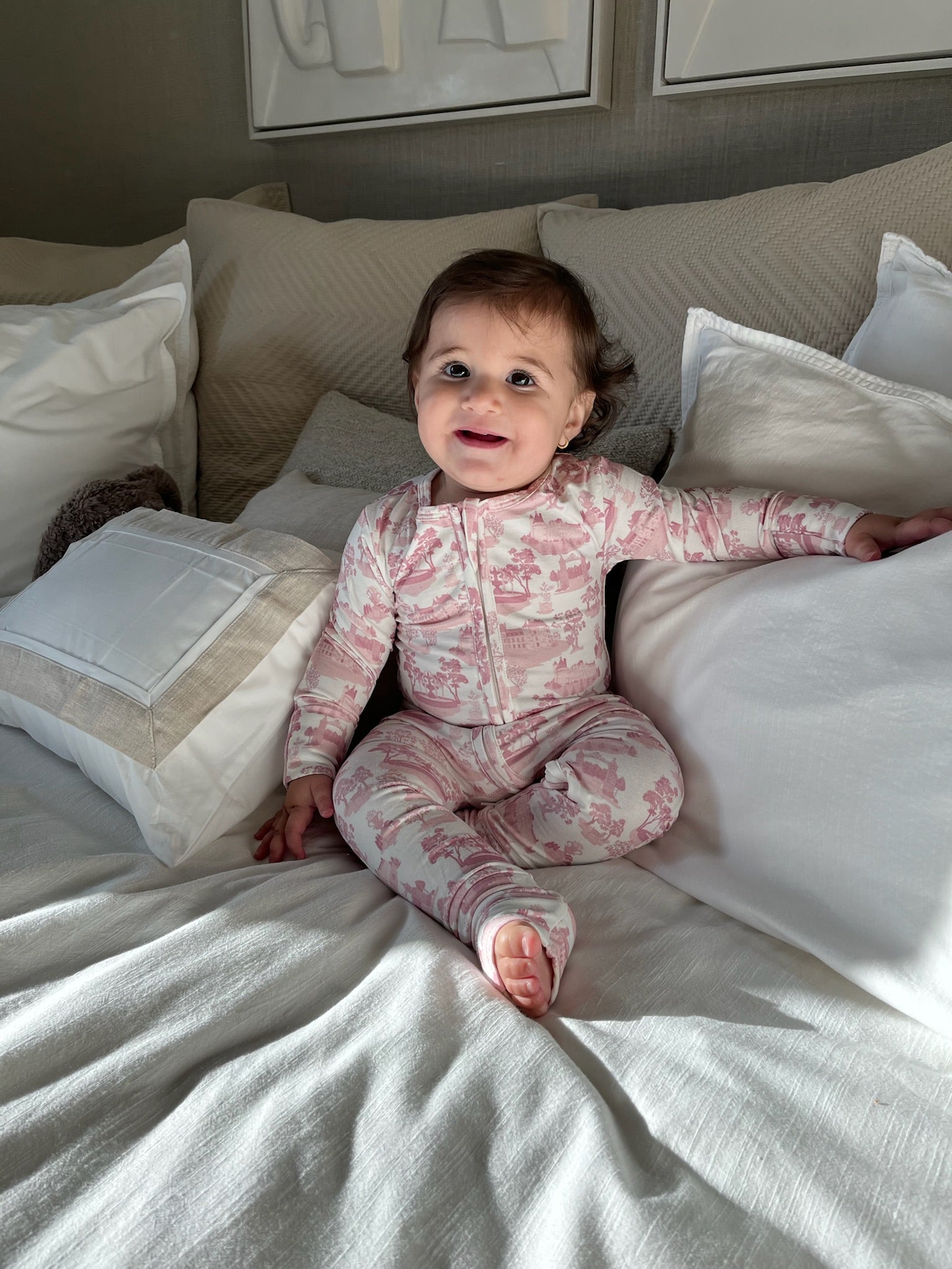 Mauve Toile De Jouy Bamboo Wrap Footie