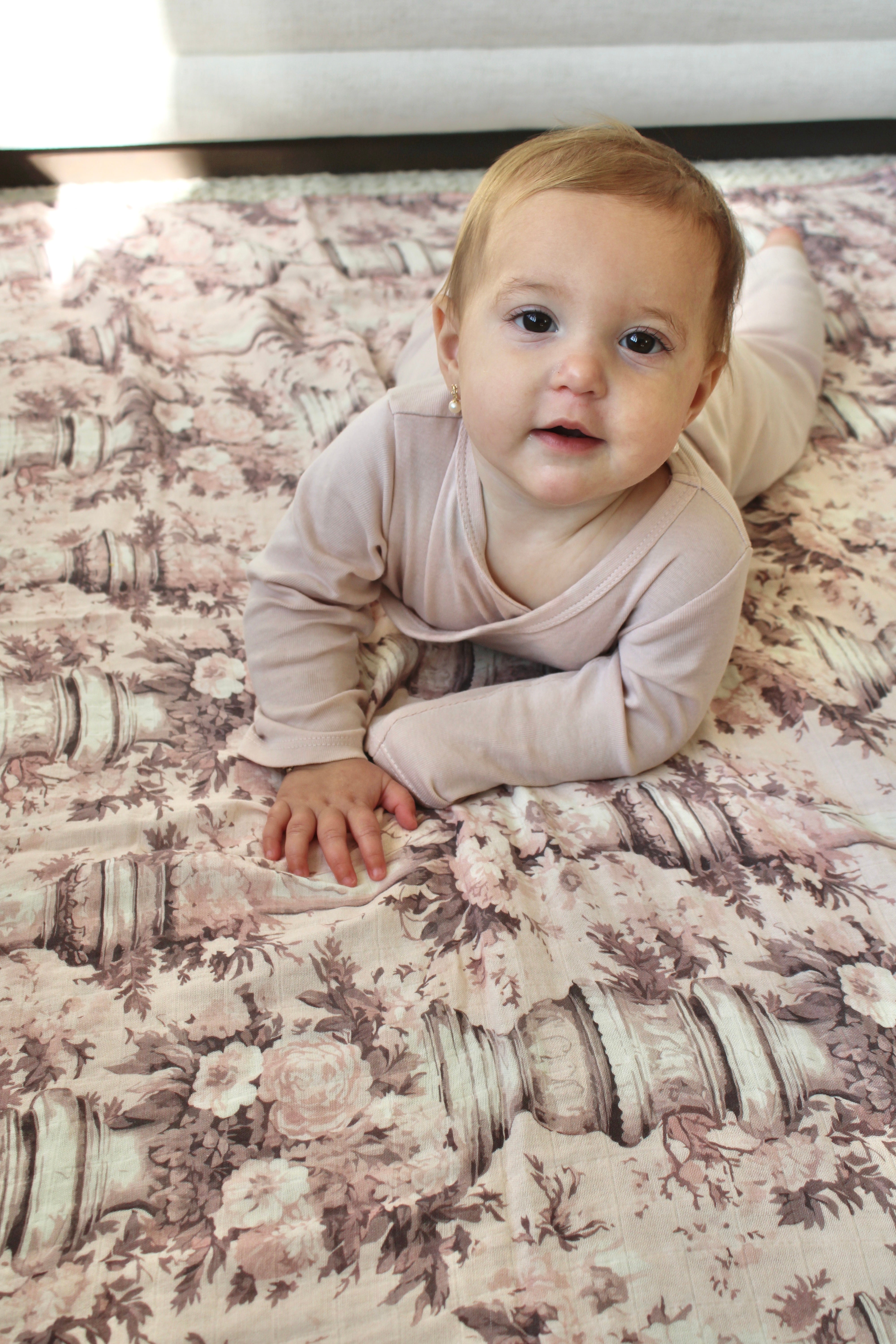 Vintage Pink Floral Pillars Muslin Blanket