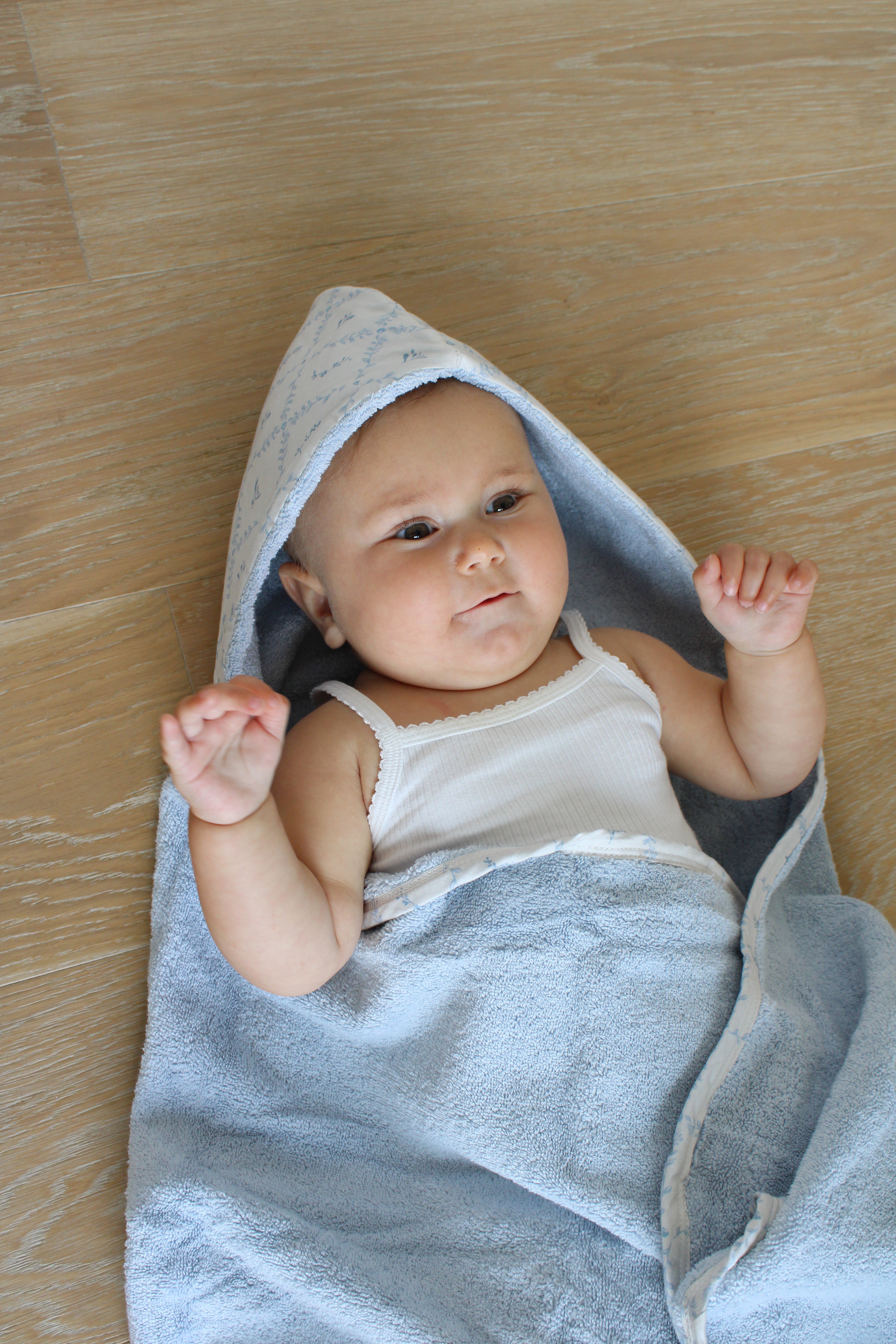 Blue Lattice Hooded Bath Towel