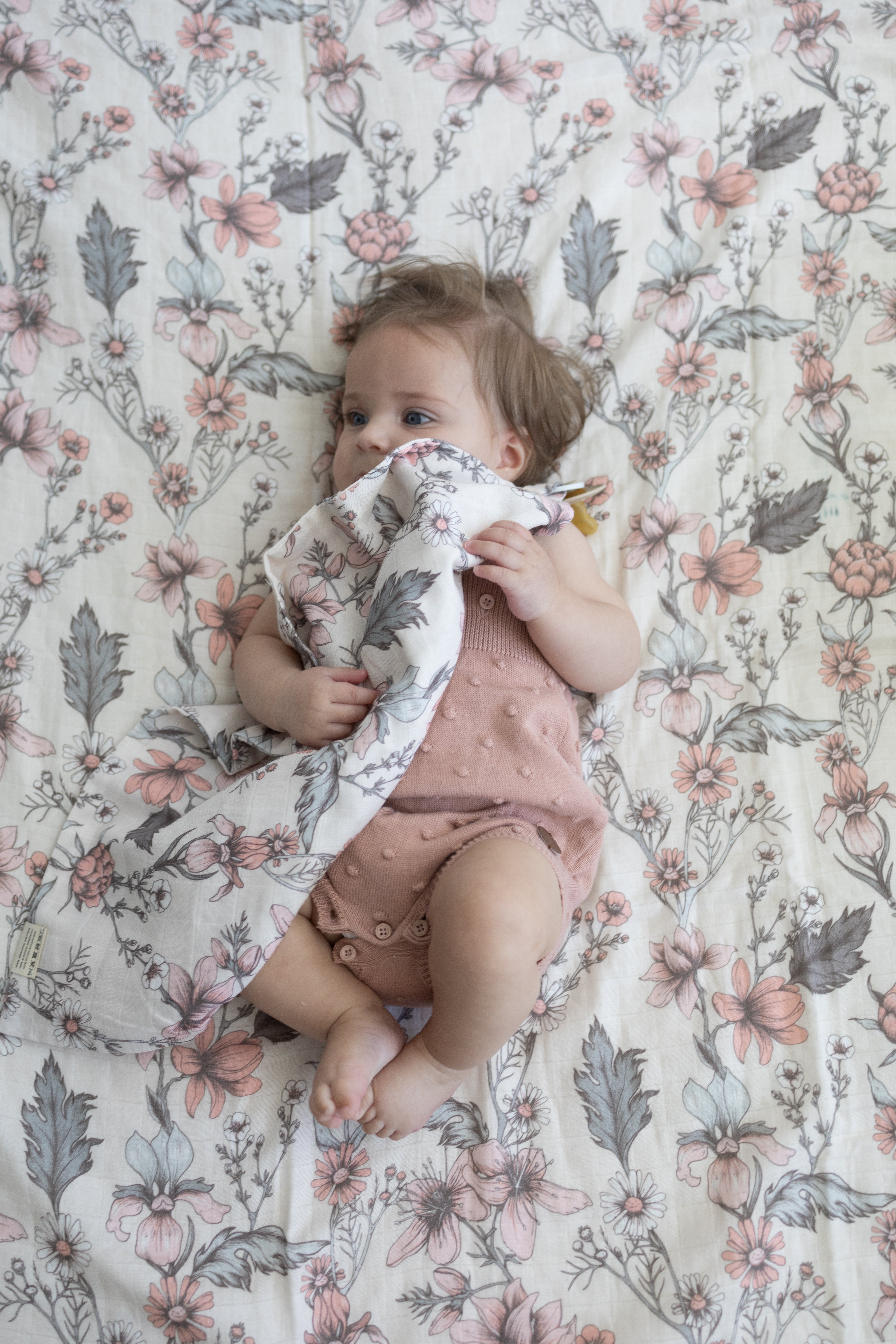 Dreamy Floral Lovey