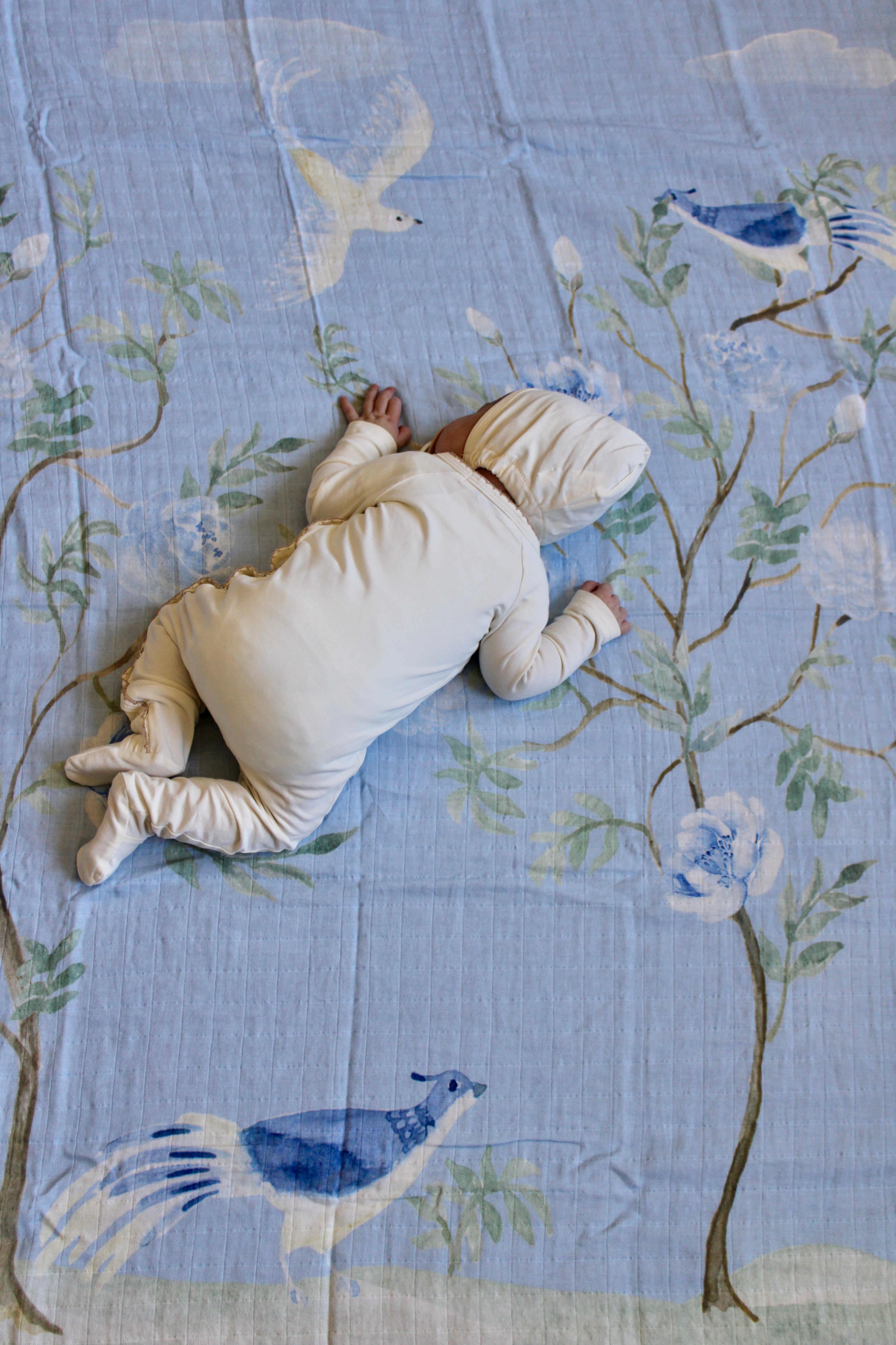 The Dove Muslin Blanket