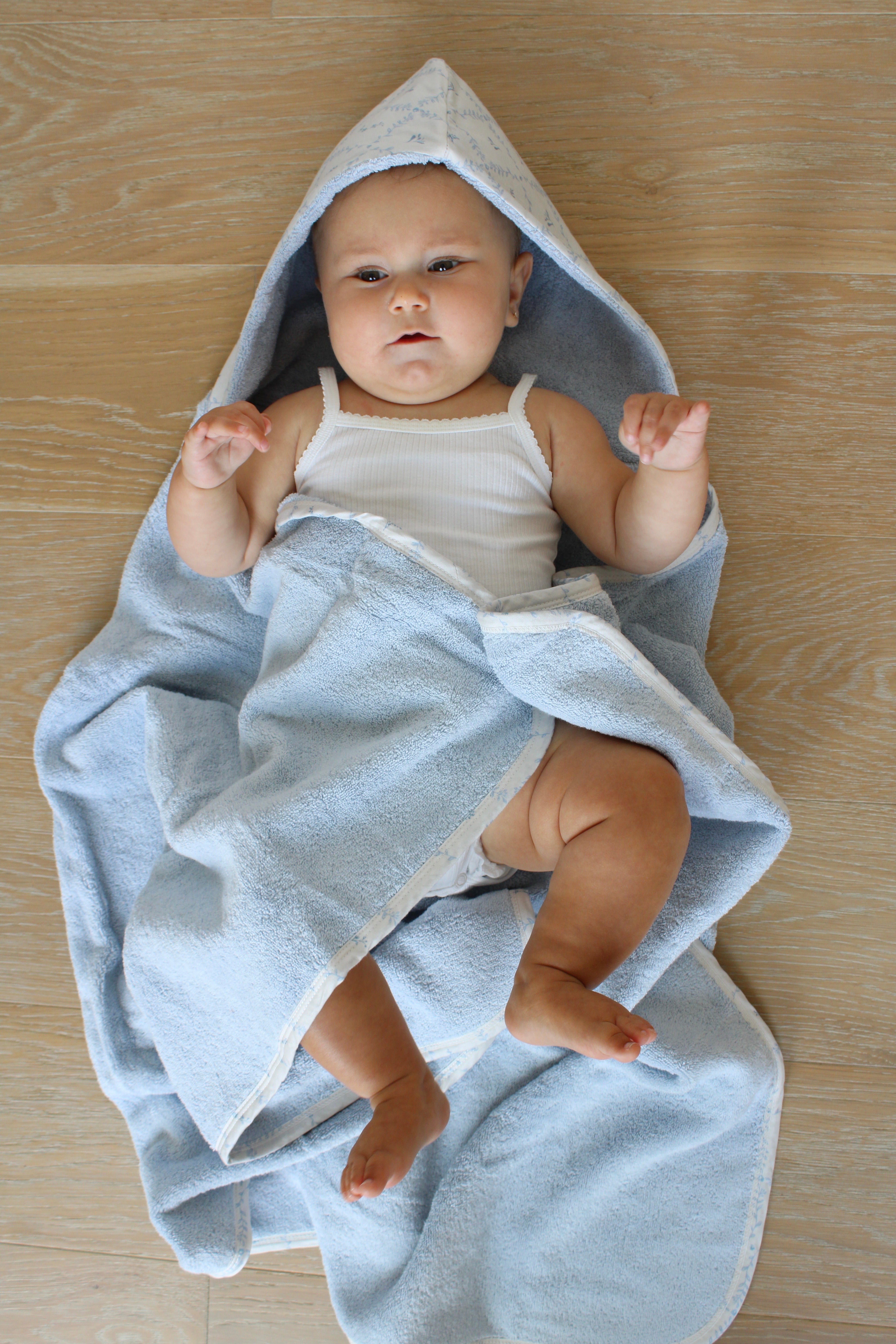 Blue Lattice Hooded Bath Towel