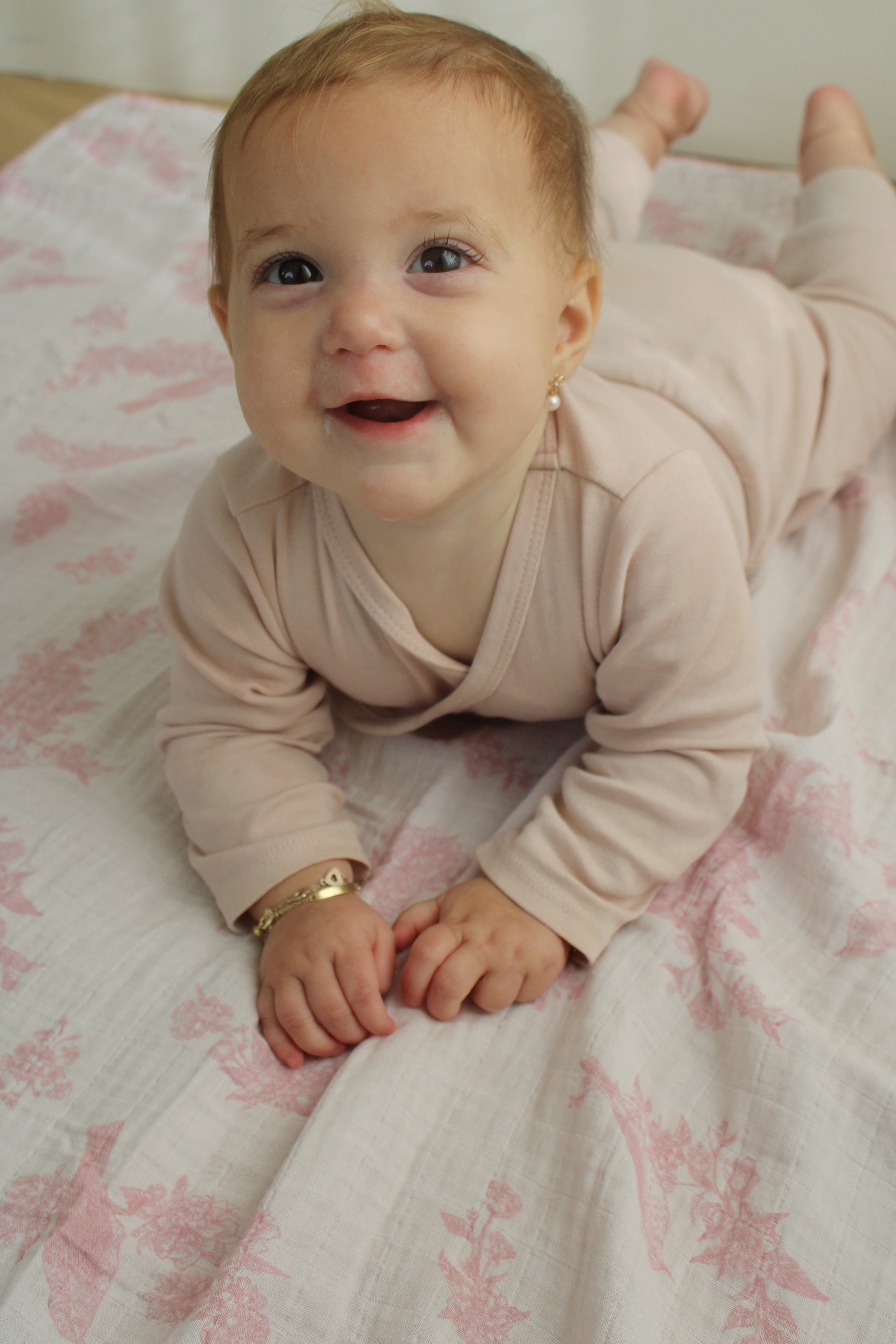 Little Pink Bird Muslin Blanket