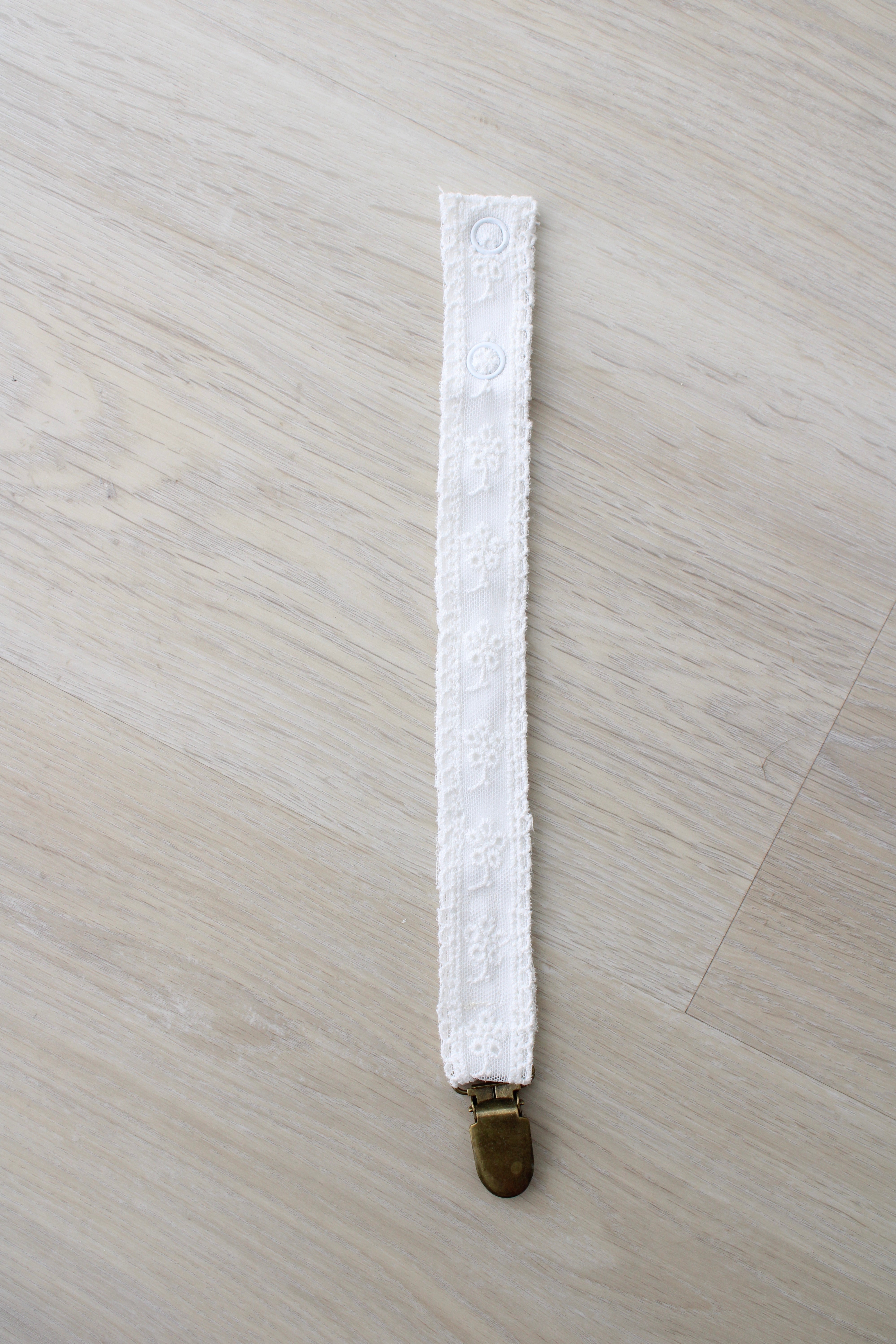 Pearl White Floral Lace Pacifier Clip