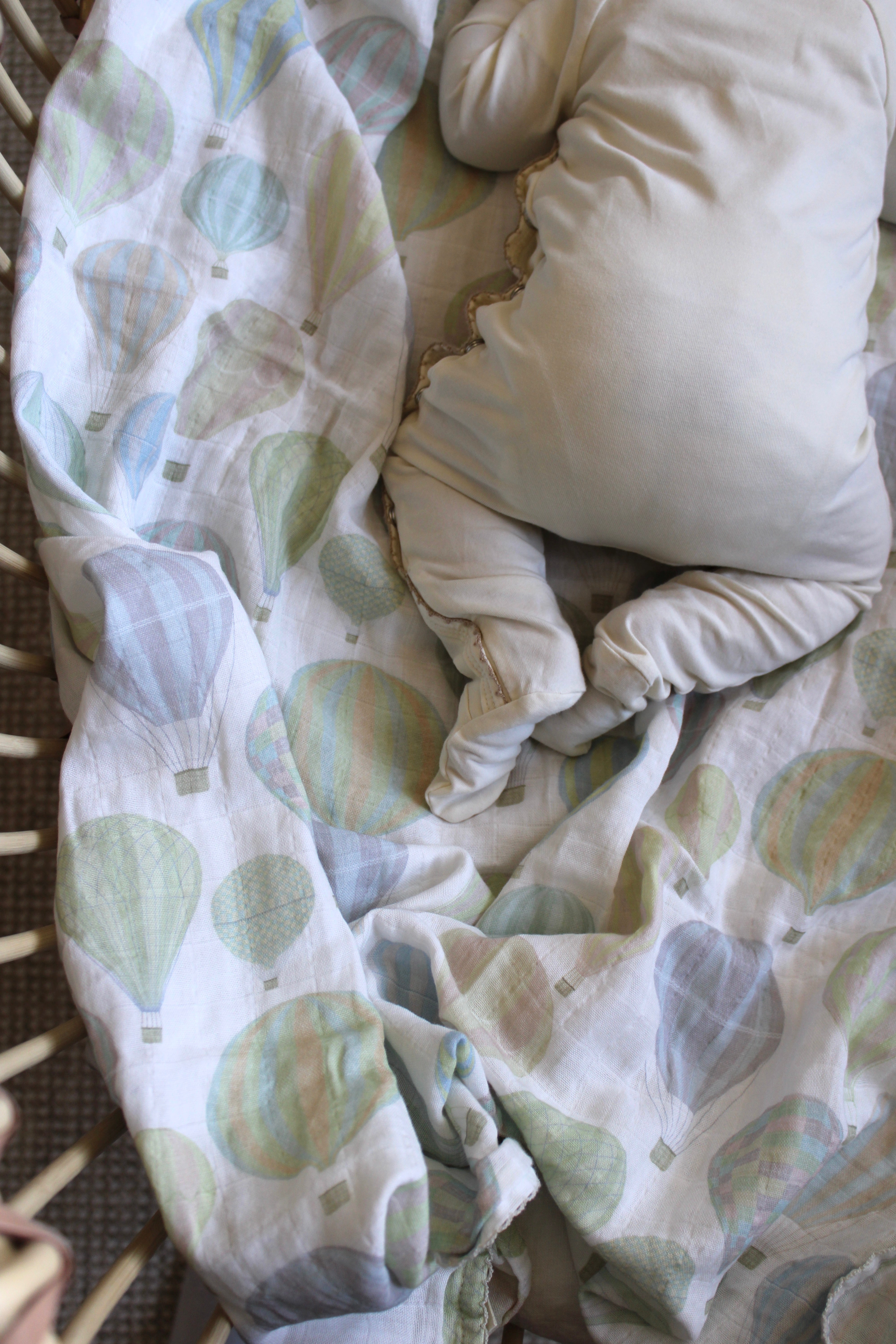 Pastel Air Balloon Muslin Blanket