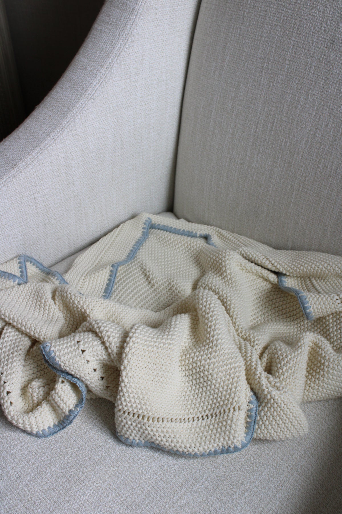 Powder Blue Trim Knitted Blanket