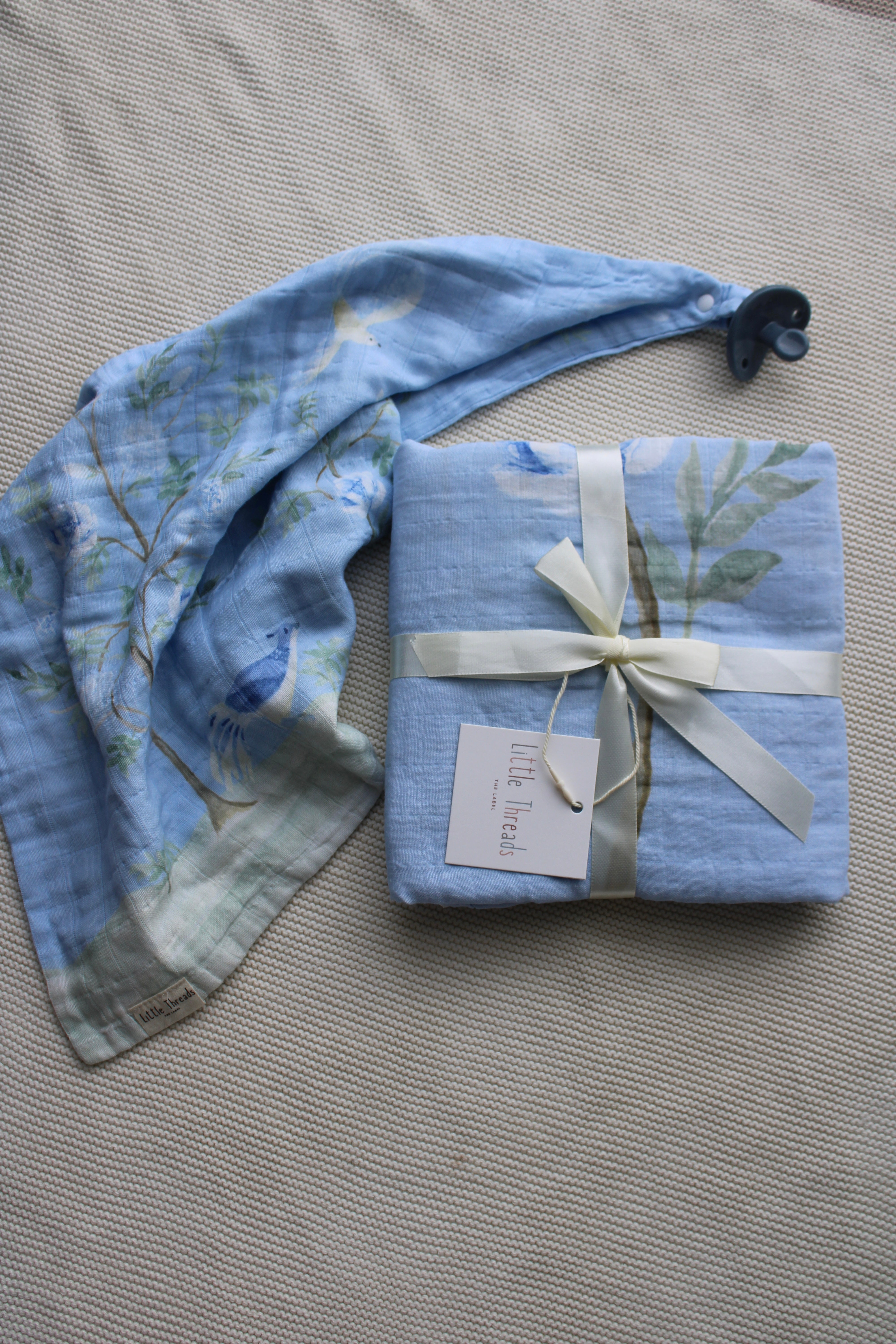 BUNDLE The Dove Muslin Blanket & Lovey