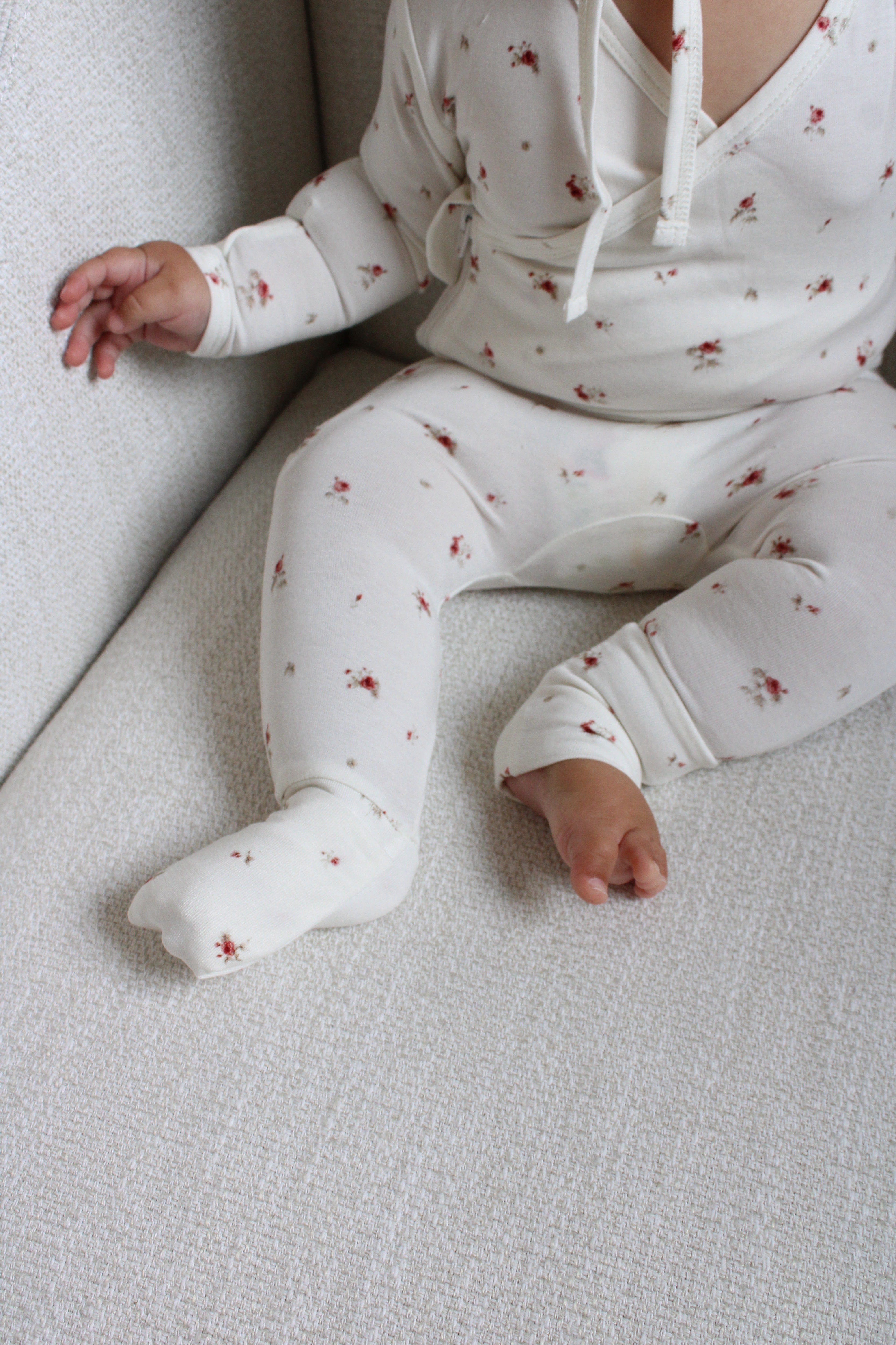 Vintage Rose Bamboo Wrap Footie