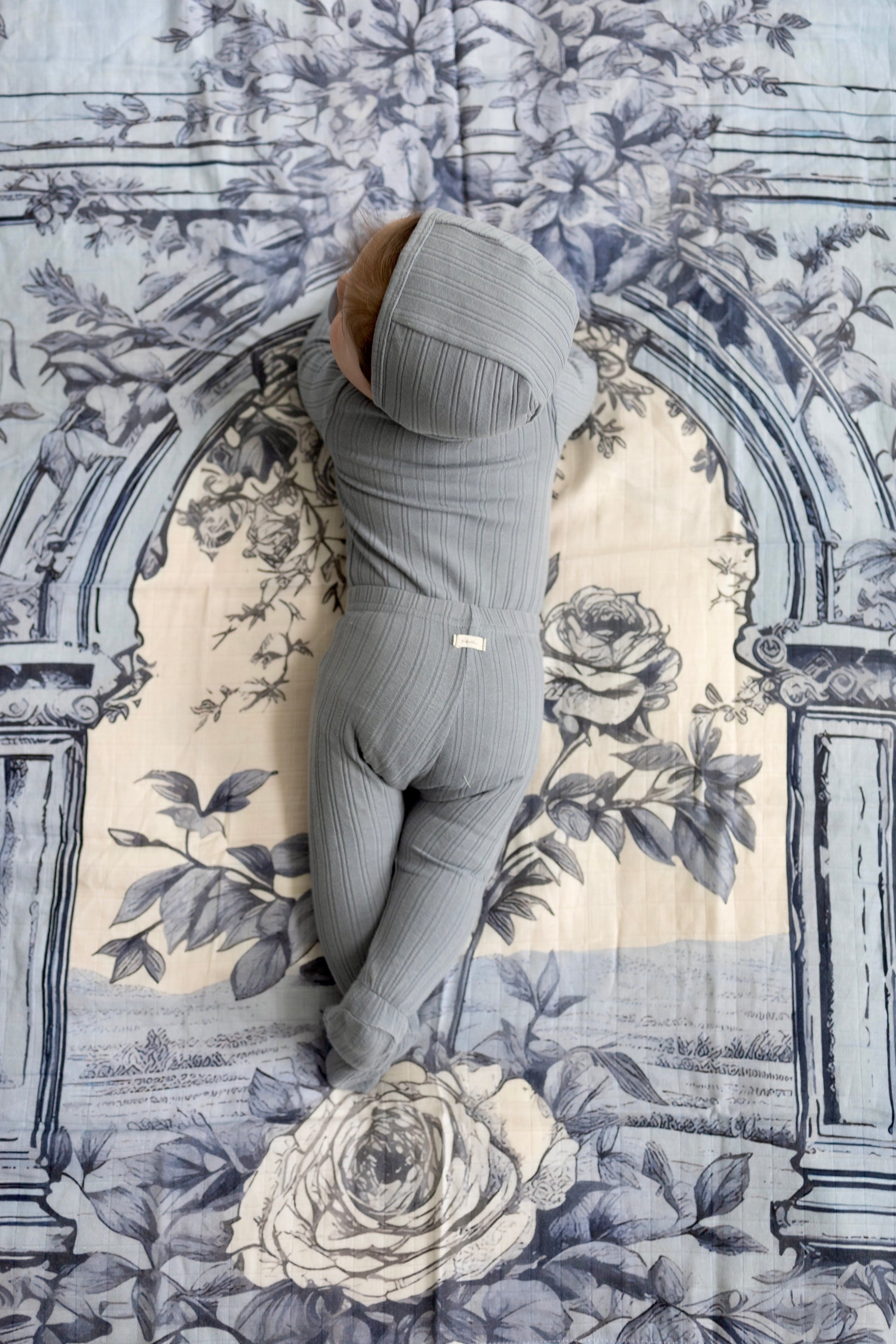 The Garden Window Muslin Blanket