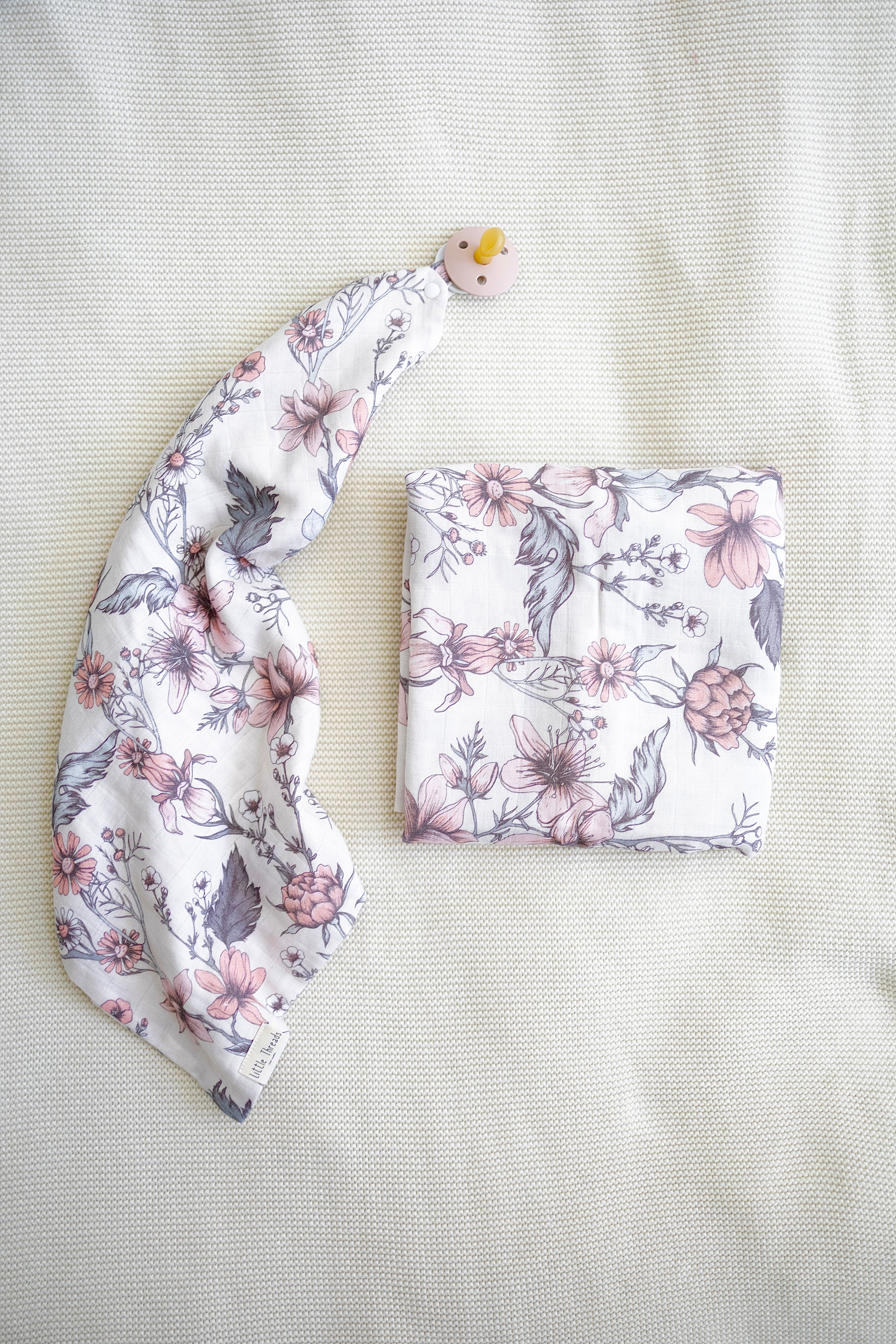 BUNDLE Dreamy Floral Muslin Blanket & Lovey